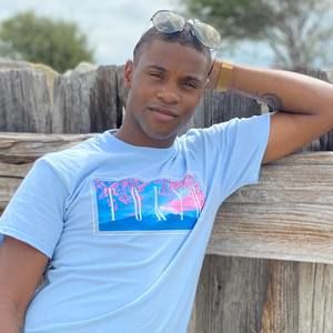 Meet your Posher, Oz